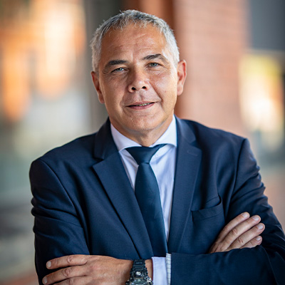 Biographie de Ghislain MONTAVON