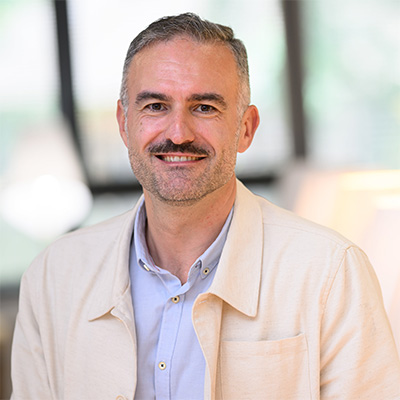 Biographie de Miguel URDANOZ